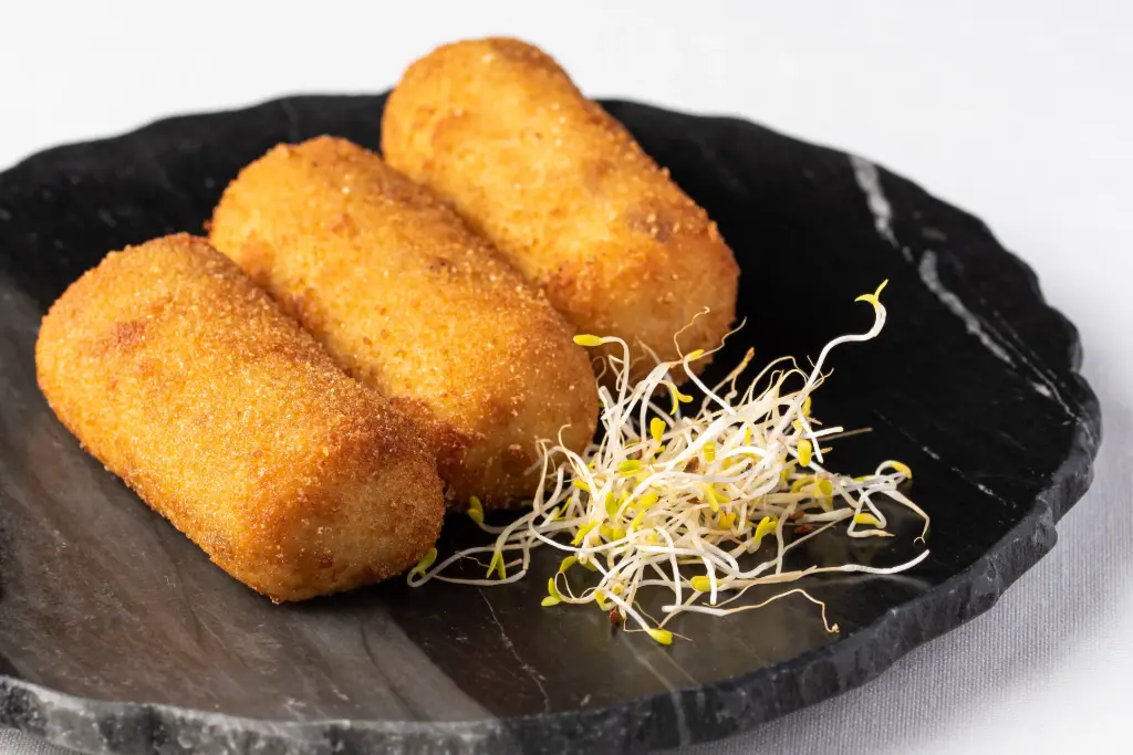 CROQUETAS DE JAMON